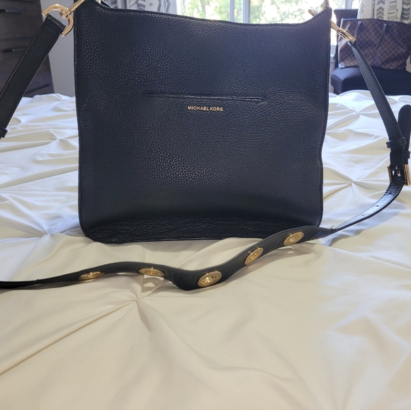 Michael Kors Pebbled Leather Guitar Strap Messenger Bag - Picture 2 of 6